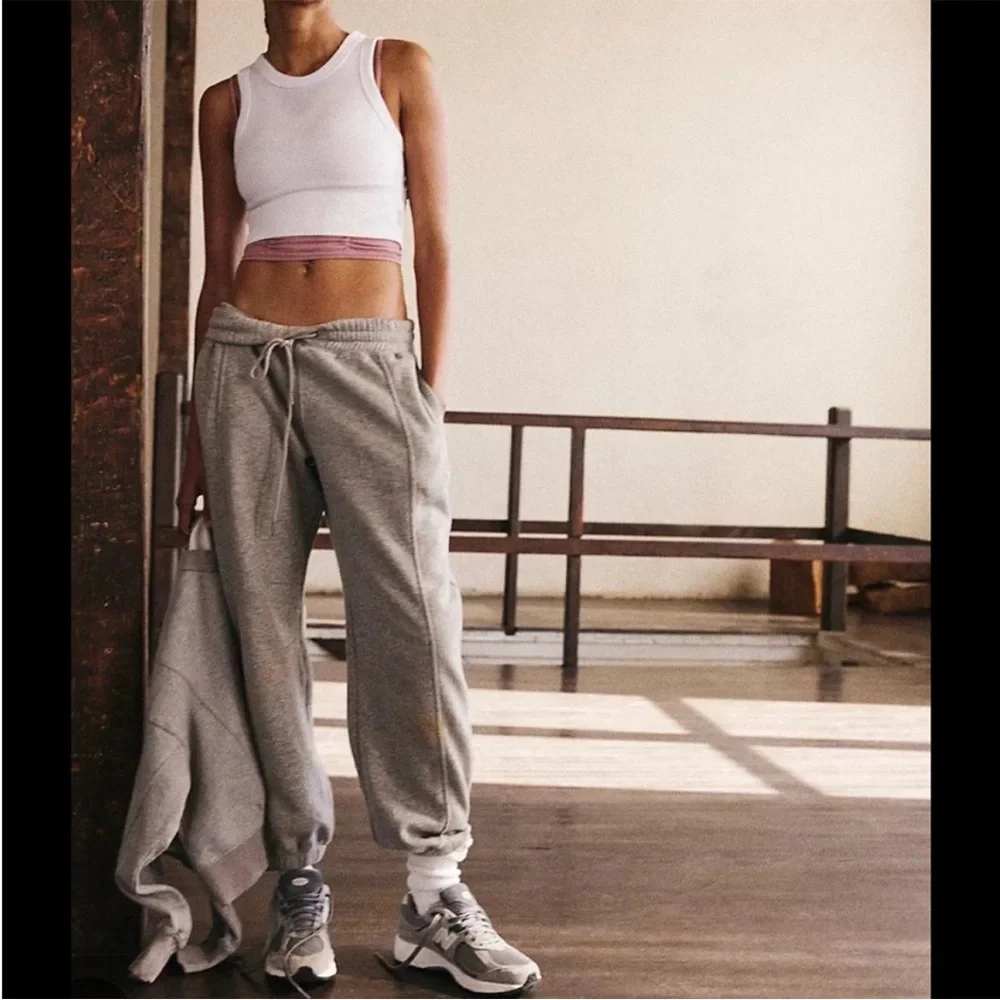FP Movement by Free People sprint to the finish sweatpants grey size L - Picture 1 of 8
